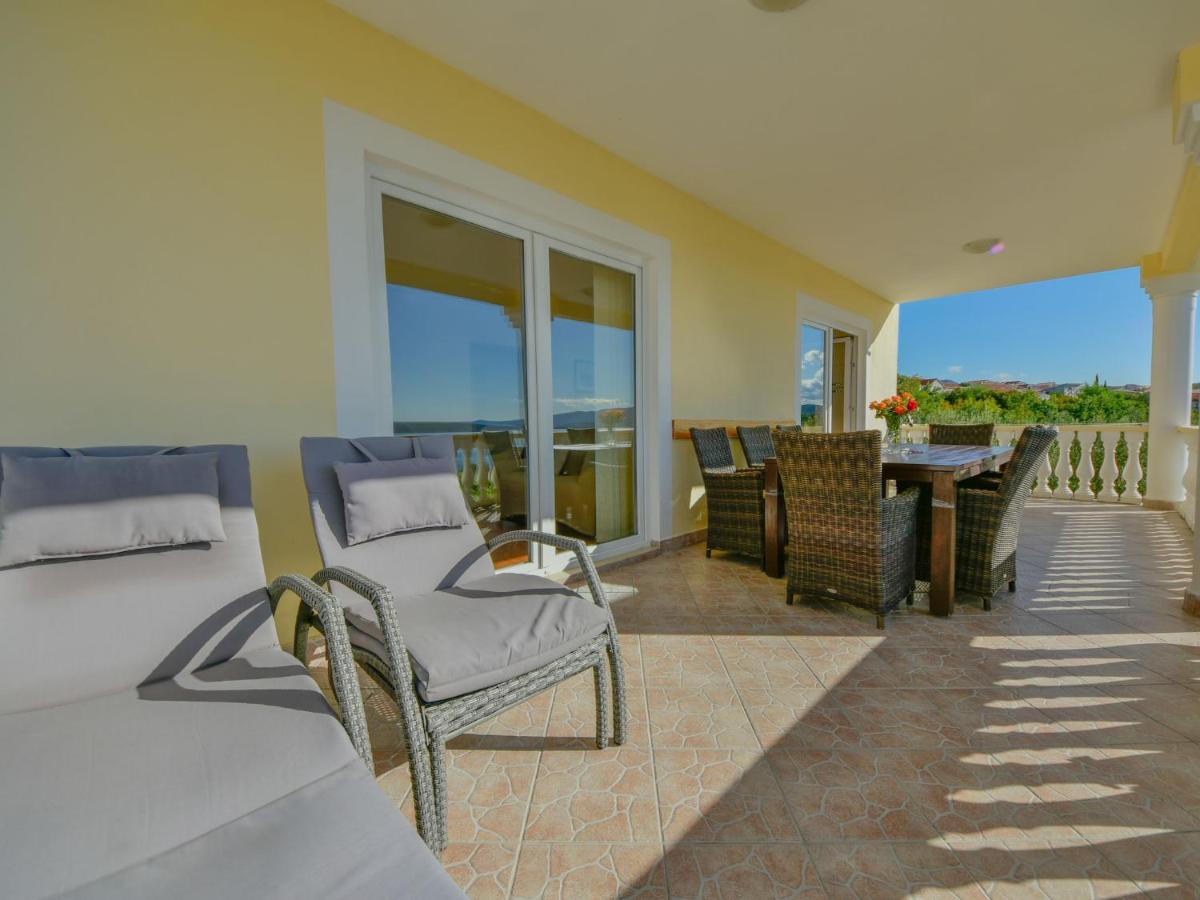 Holiday Home Ana By Interhome มาสเลนีซา ภายนอก รูปภาพ